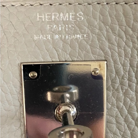 SOLD: Hermes Kelly 32 Gris Perle - Picture 6 of 11